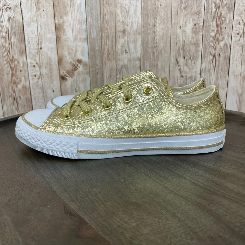 Converse‎ CTAS Ox Light Gold Low Top Sneakers Size 3 Youth